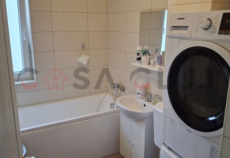 Apartament 3 camere, Etaj 1, Parcare,Zona Vivo!! - Poză 5