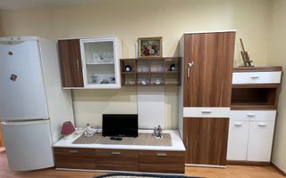 Garsoniera de vanzare | Zona Micro 17 - Poză 3