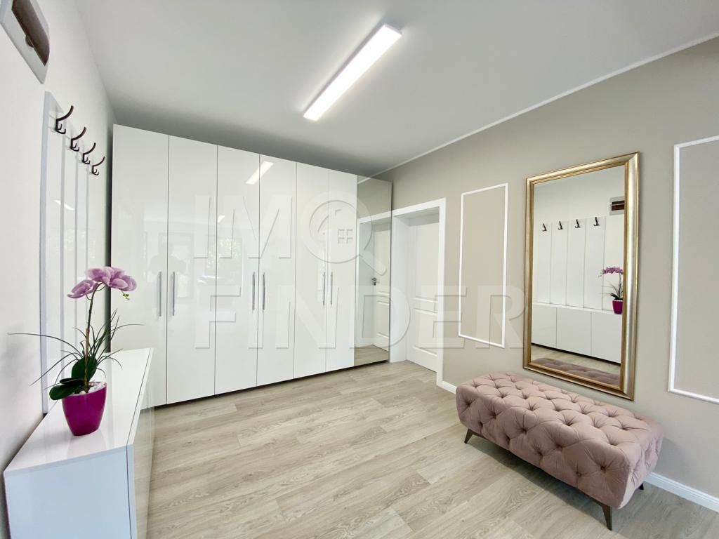 Inchiriere apartament 3 camere situat in vila privata, zona UMF - Poză 20
