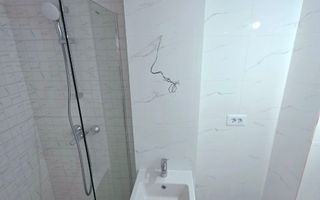 Apartament cu 3 camere în București, România - Poză 6