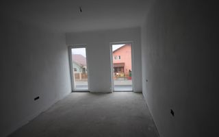 Apartamet 3 camere in Ghiroda - Poză 18