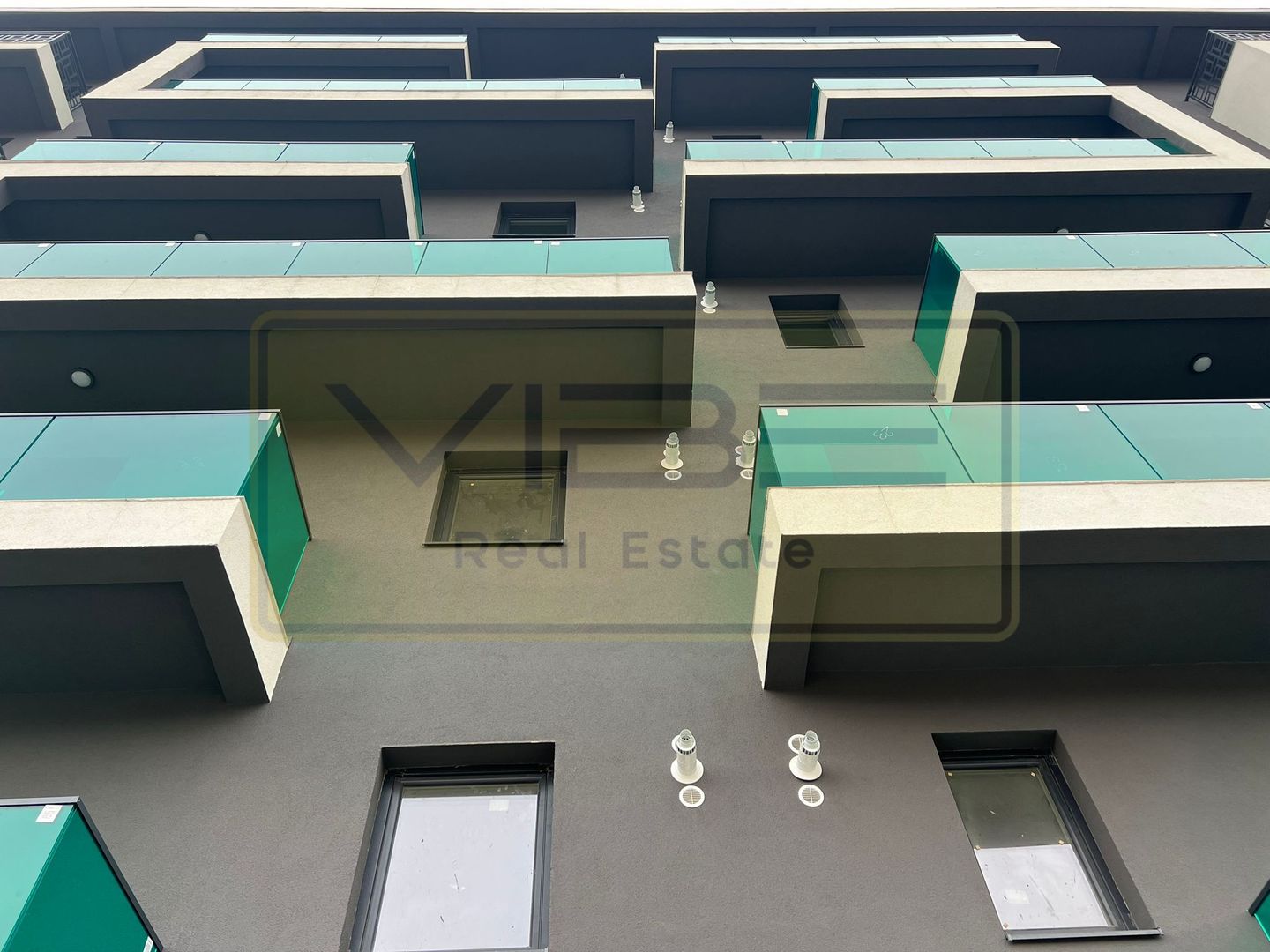 Apartament premium + parcare Bucium -  Mega Image - Poză 16