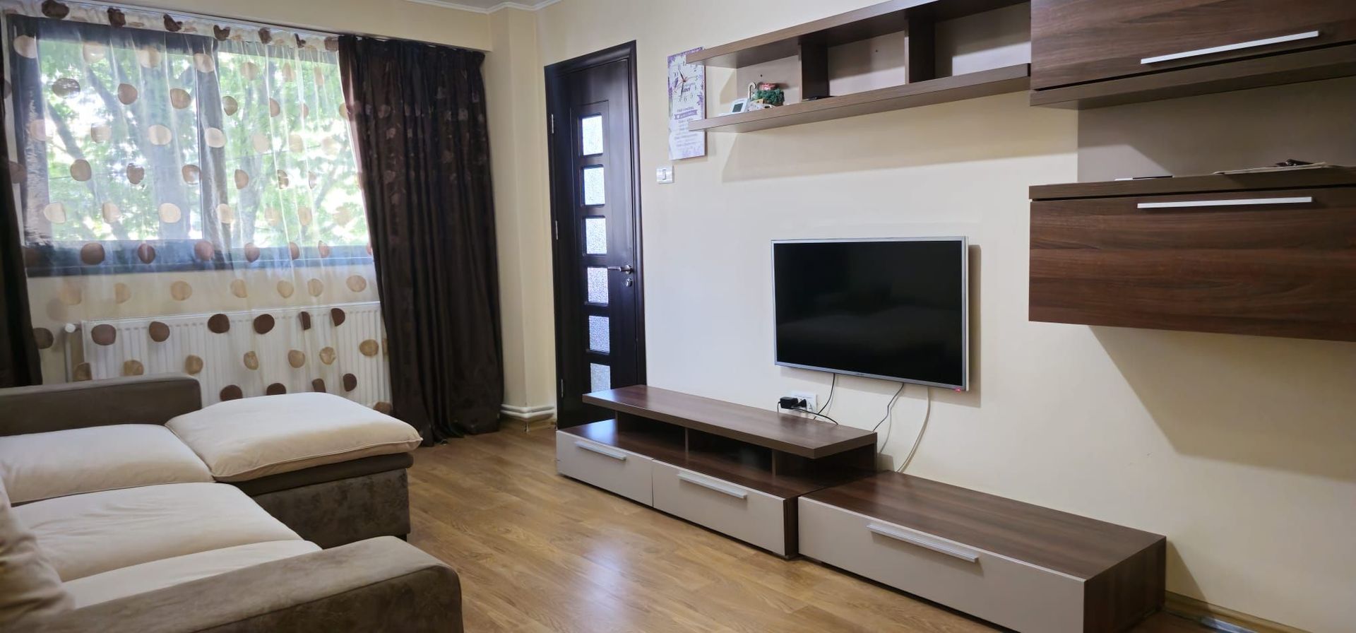 De închiriat apartament cu 2 camere, etajul 1 - Zona Nae Leonard - Poză 1