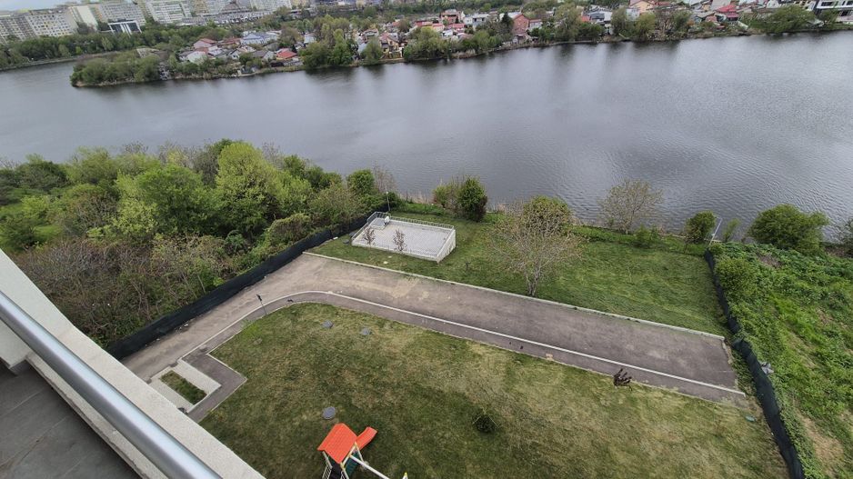 3 CAMERE VEDERE SUPERBA SPRE LAC BLOC NOU FINALIZAT TERASA GENEROASA - Poză 1