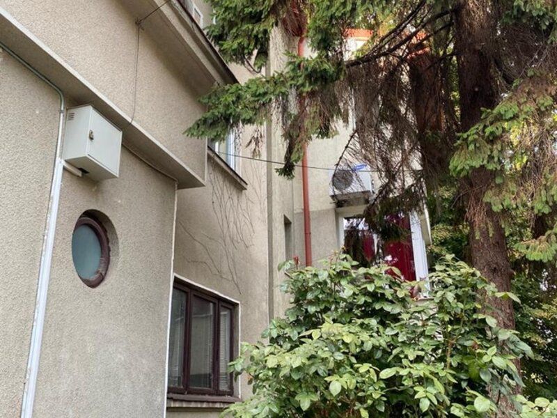 Cotroceni apartament 5 camere in vila - Poză 3