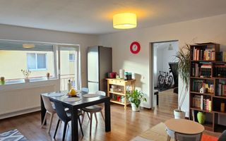 Apartament de vanzare 3 camere 64 mp zona Eroilor - Poză 2