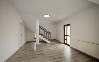 Vilă Individuală cu o curte generoasa zona Aparatorii Patriei - Poză 9