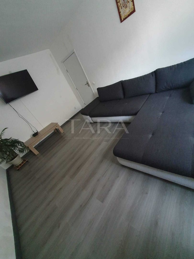 Apartament cu  2 camere de vanzare zona Vest - Poză 1