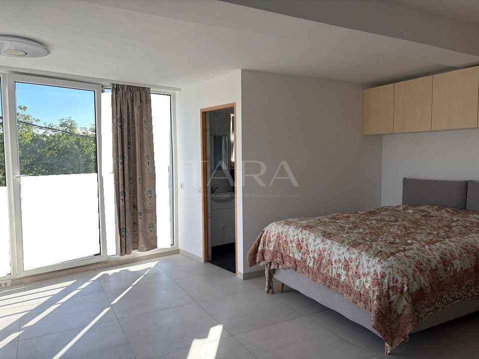 Apartament 1 cameră de închiriat – Gruia - Poză 1