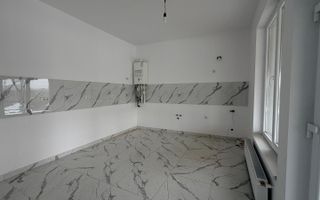 5 camere || strada asfaltata || gata de mutare || - Poză 6
