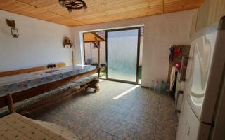 Casă spațioasă de vânzare în comuna Roșia .COMISION 0% - Poză 18