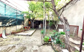 Vanzare casa 6 camere, 3 bai, 3 bucatarii, 2 centrale,  curte individu - Poză 23