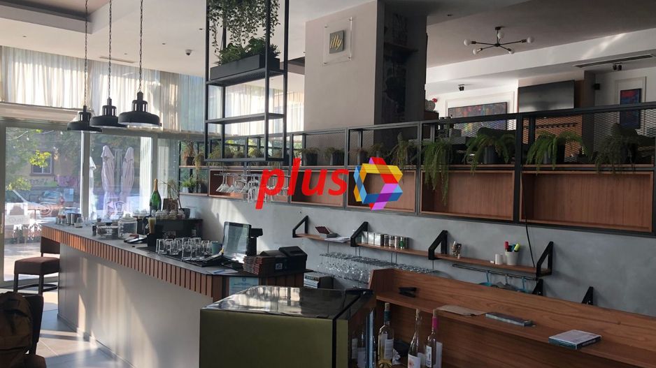 Spatiu Central cu vad pietonal și auto - 414 mp #plus-imo.ro - Poză 3