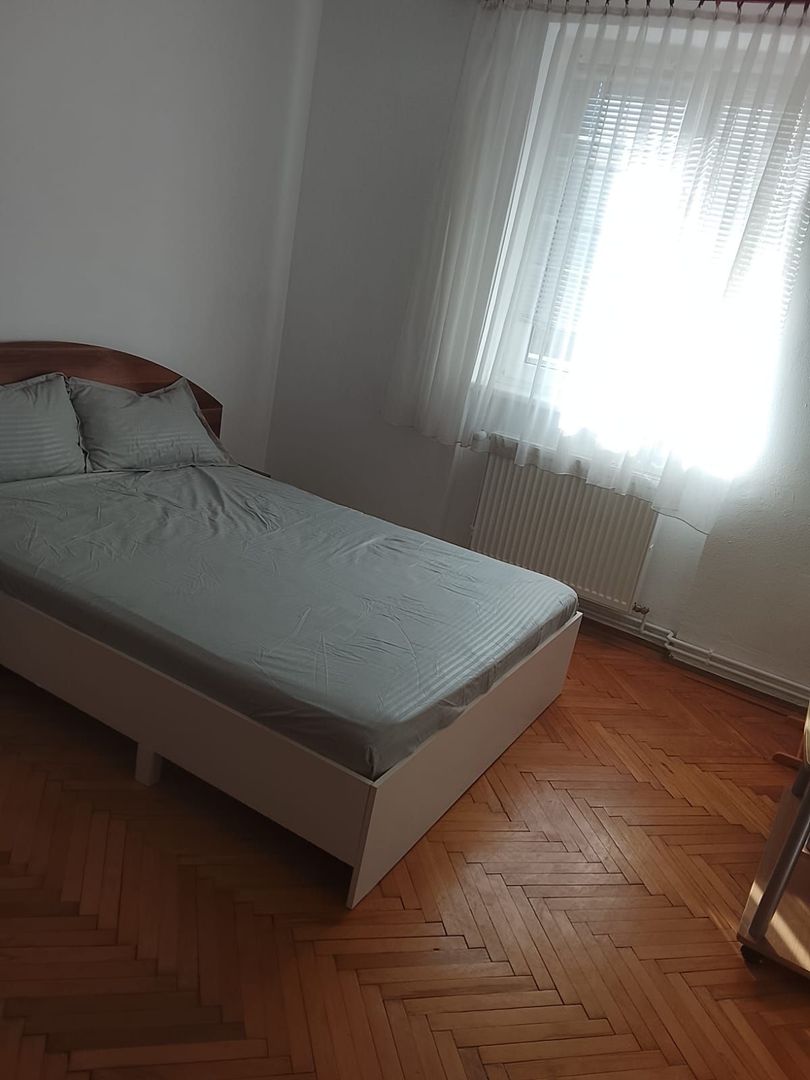 Apartament 2 camere-Complex Studentesc - Poză 3