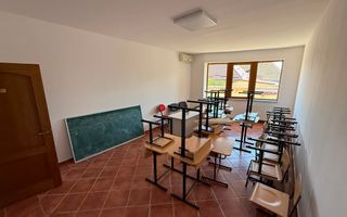 Casa individuala, 10 camere, 753mp, Zona Sancraiu de Mures - Poză 8