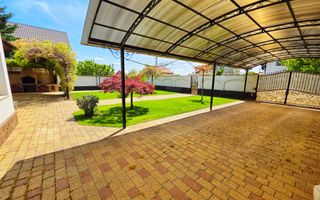 Vilă premium în Strejnicu | 8 camere | 345 mp utili | teren 595 mp - Poză 11