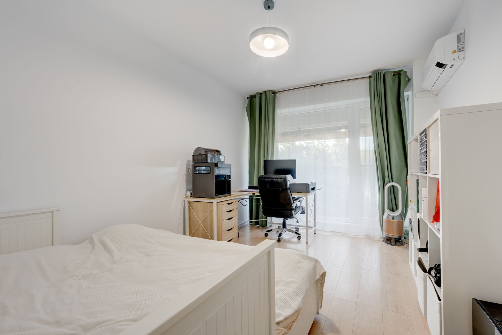 Atria Urban Restort, 4 camere cu Gradina si loc de parcare - Poză 3