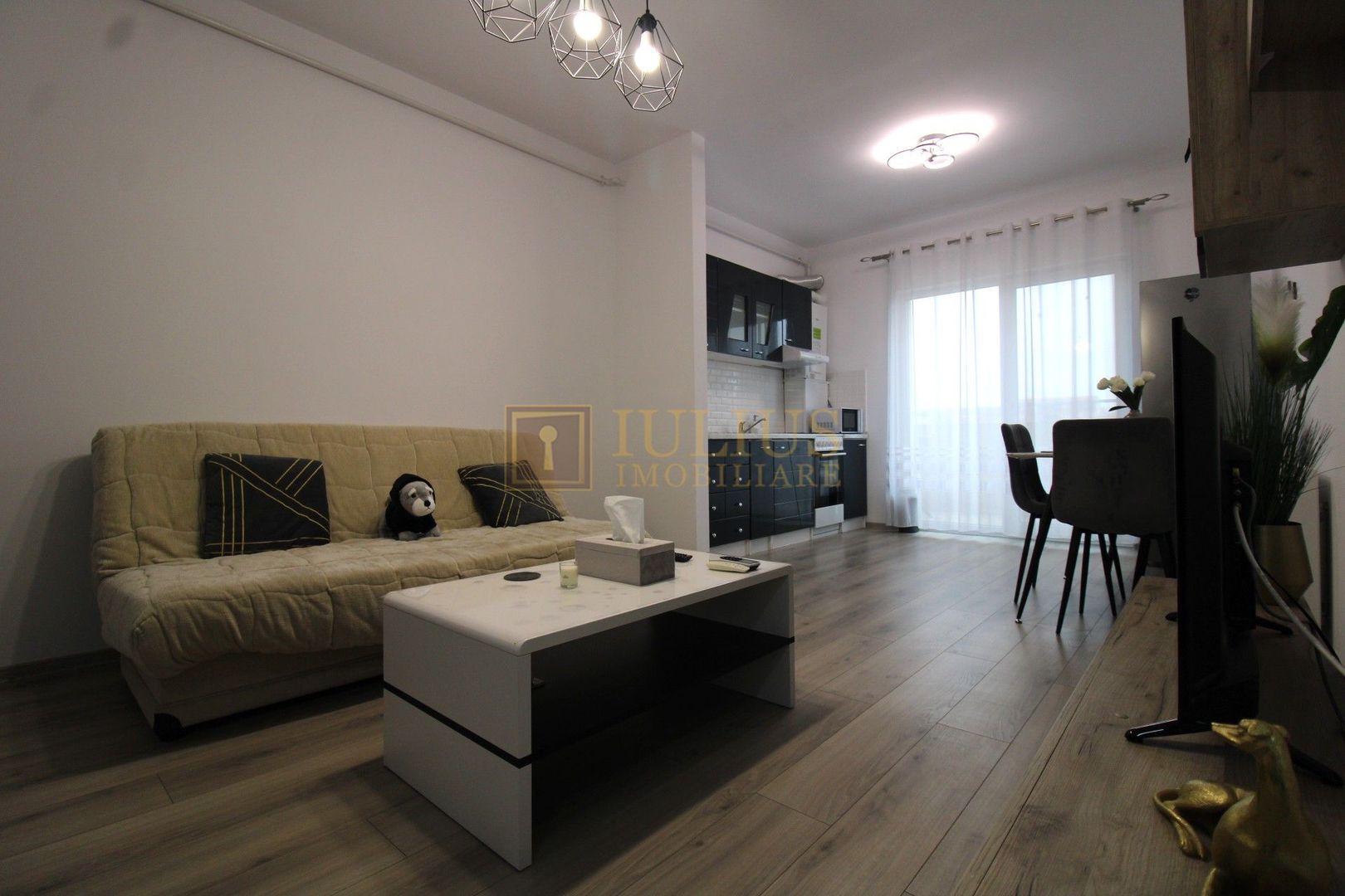 2 camere, centrala proprie, zona Aradului. - Poză 2