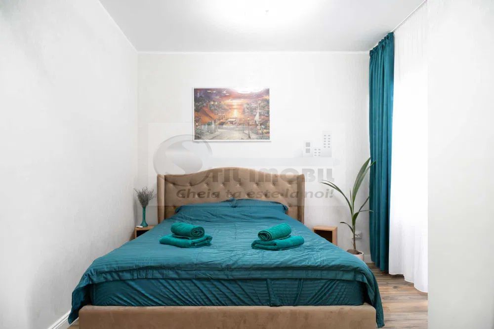 2 cam SD Royal Town, 56 mp, 2 balcoane, parcare, mobilat ,169.000 € - Poză 11