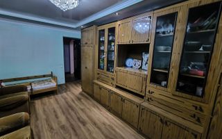Vânzare, apartament, 3 camere, str. Luceafarul ,sat. Dobogea. - Poză 2
