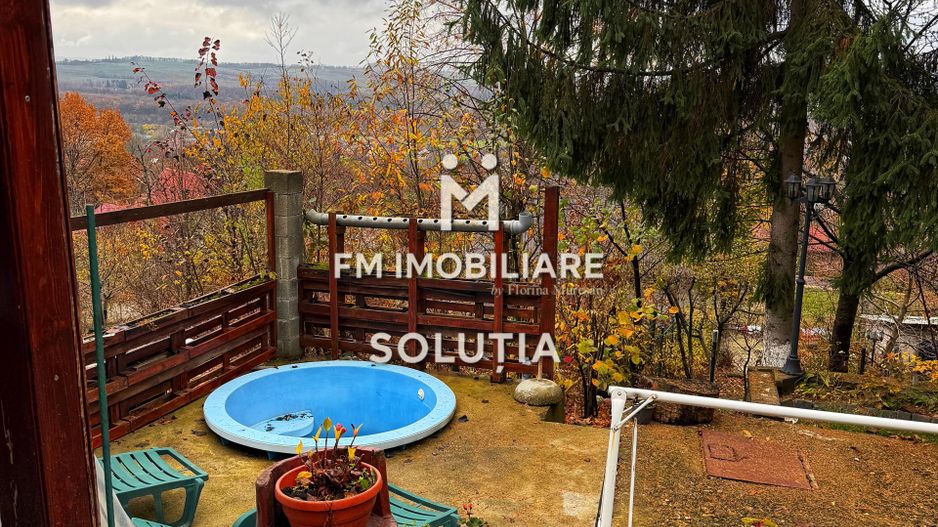 Casă de  vânzare cu vedere panoramică - Poză 3