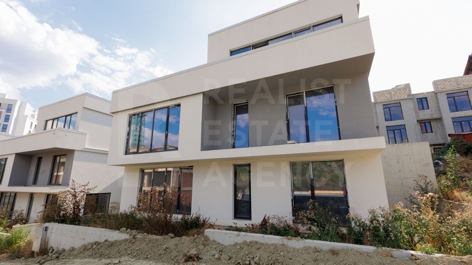 Vânzare duplex, 4 camere, str. Schinoasa Vale, sectorul Centru. - Poză 3