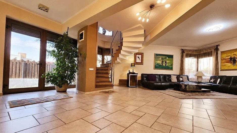 Vila Premium de Vanzare 241 mp I Sisesti - Poză 2