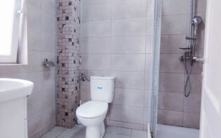 Vilă cu terasă de vis, mansardă cochetă și confort deplin I Sacalaz - Poză 8