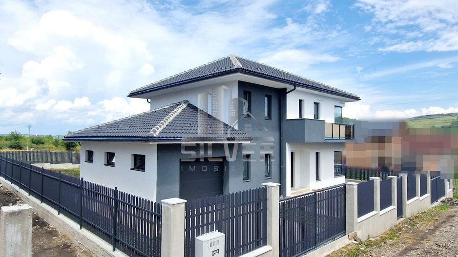 Casa individuala cu teren de 693 mp/CF. - Poză 1