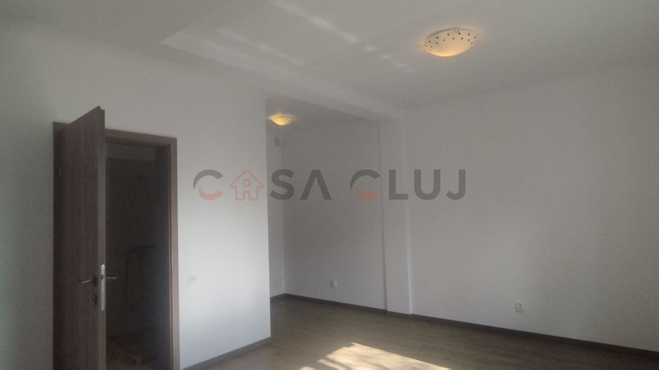 Apartament de vânzare într-un imobil liniștit și elegant - Strada Uliului - Poză 9