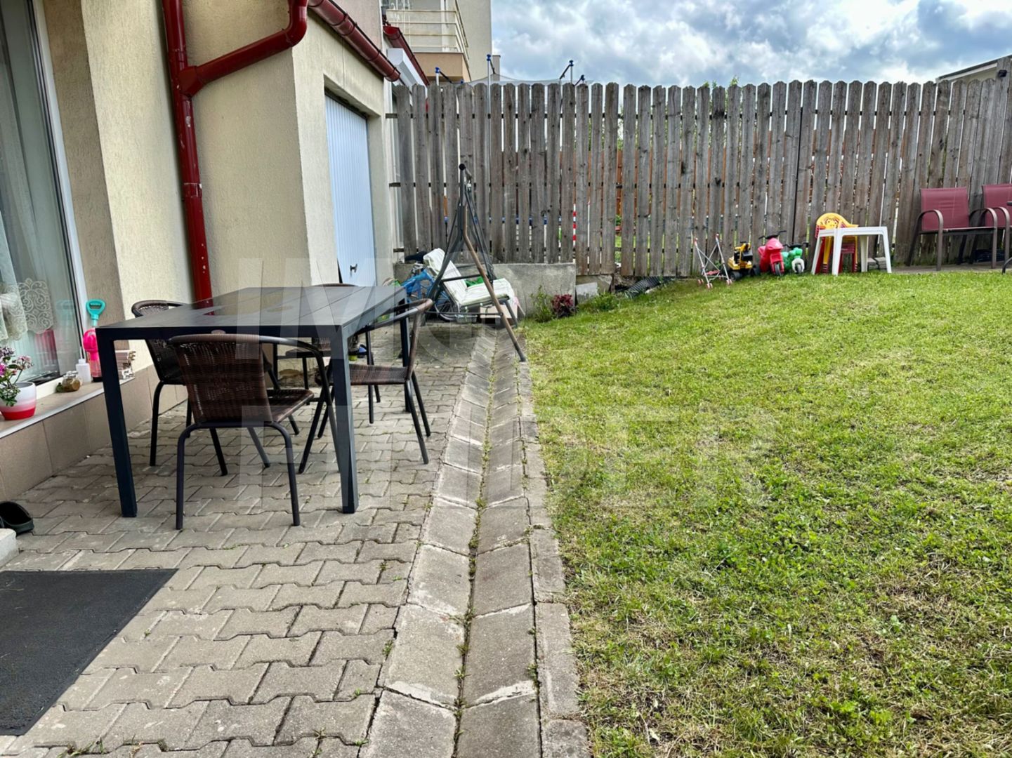 Duplex finisat cu garaj și 3 parcări - Bună Ziua – teren 231 mp - Poză 21