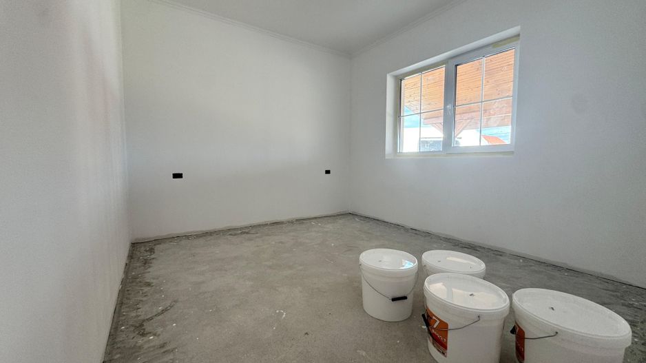 COMISION 0% | Jumatate De Duplex Pe Parter | 4 Camere | Sag | 90mp - Poză 3