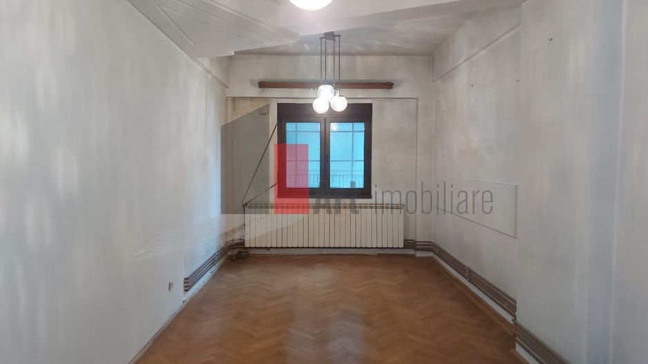 Apartamentul "BEQUEM",  180 mp suprafata totala, CONSOLIDAT, GARAJ IN ACTE, BOXE - Poză 6