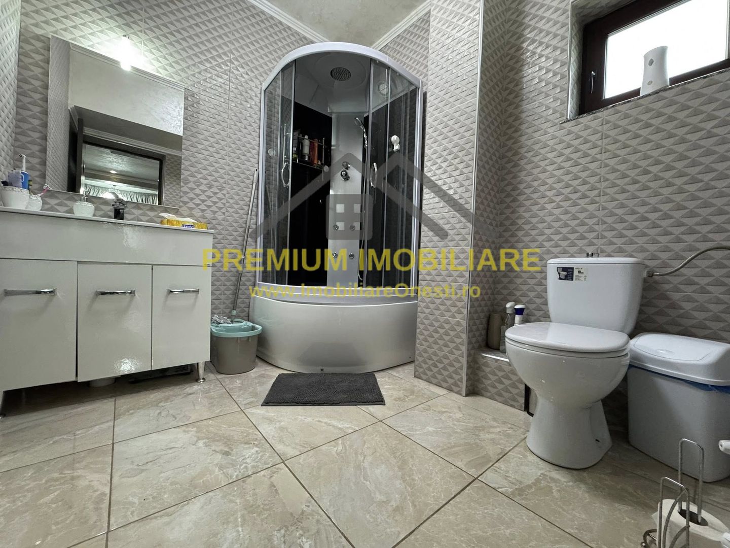 Casa Vila de Vanzare la cheie - Cartier Andrasesti - Poză 11