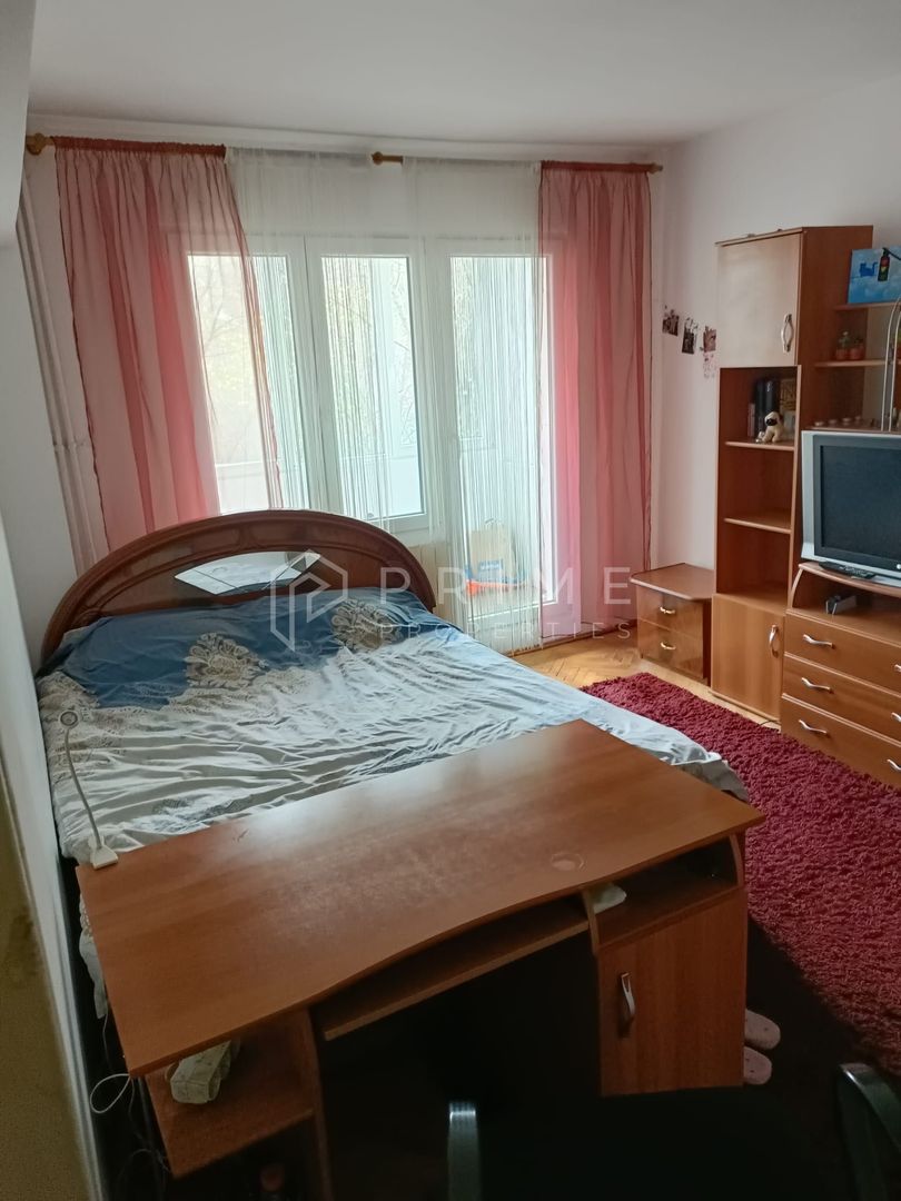 Apartament 2 camere, zona 7 Noiembrie, lângă UMFST - Poză 1