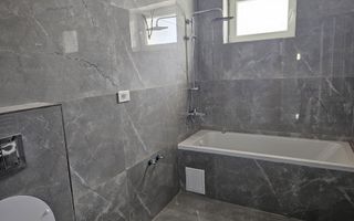 Apartament decomandat 3 camere, disponibil imediat, etaj 2/10 - Poză 10
