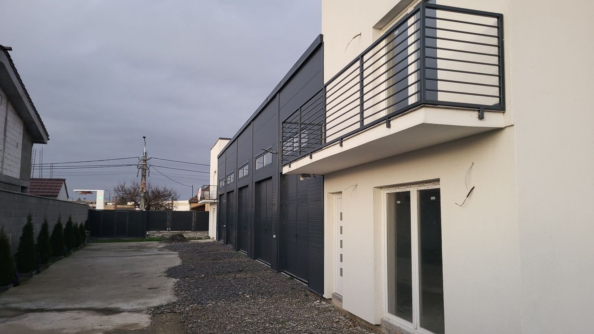 Vand /schimb/ Inchiriez  Case și garaje pe str Ion  Ghica 41c în 14Mai - Poză 4