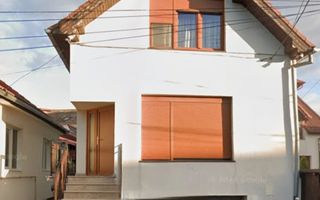 Casa Individuala cu 4 camere si garaj, zona Strand - Poză 1