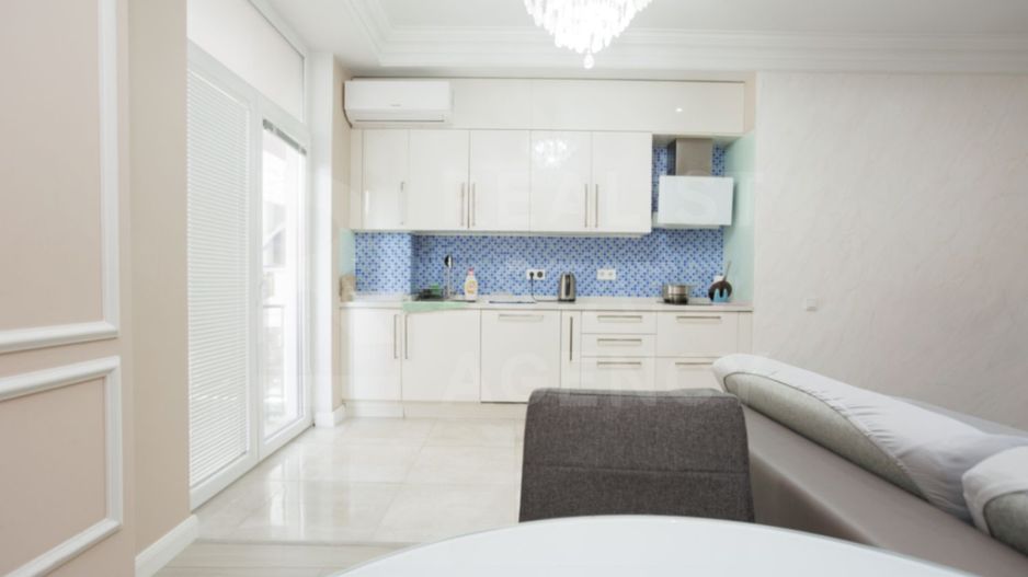 Chirie, apartament, 3 camere, str. Alexandru cel Bun, Centru - Poză 1
