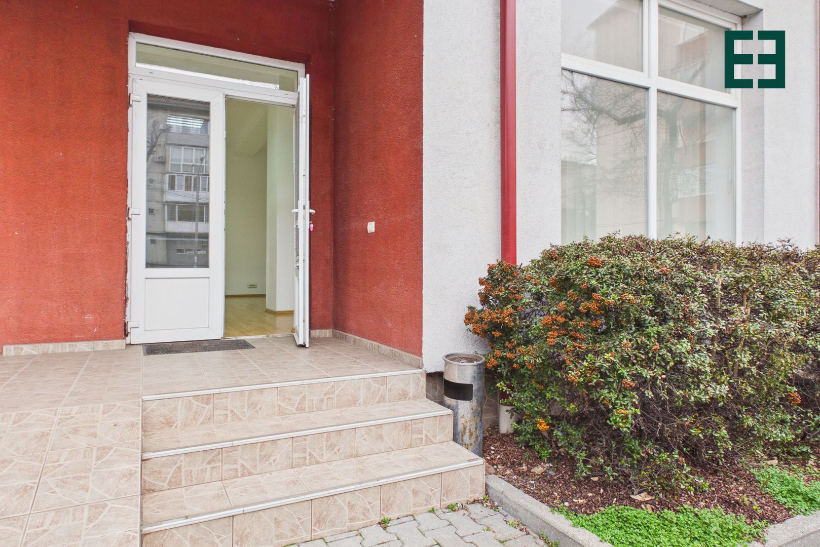 DE ÎNCHIRIAT Spațiu birouri - 50 mp - Zona Simion Bărnuțiu - Timișoara - Poză 9