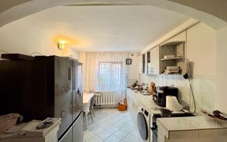 Apartament 3 camere de vânzare | zona Săsar | parter | curte privată | - Poză 6