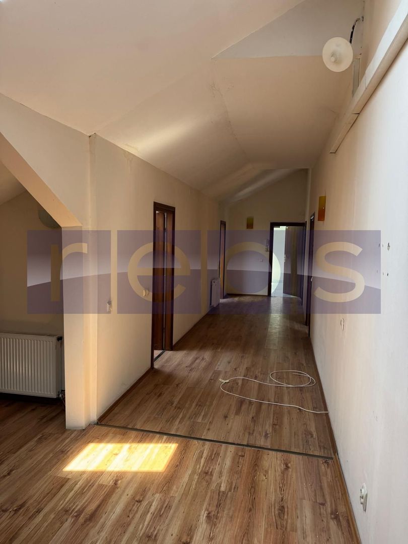 DE VÂNZARE VILĂ | OPORTUNITATE DE INVESTIȚIE | PRETABILĂ CENTRU BĂTRÂNI - Poză 4