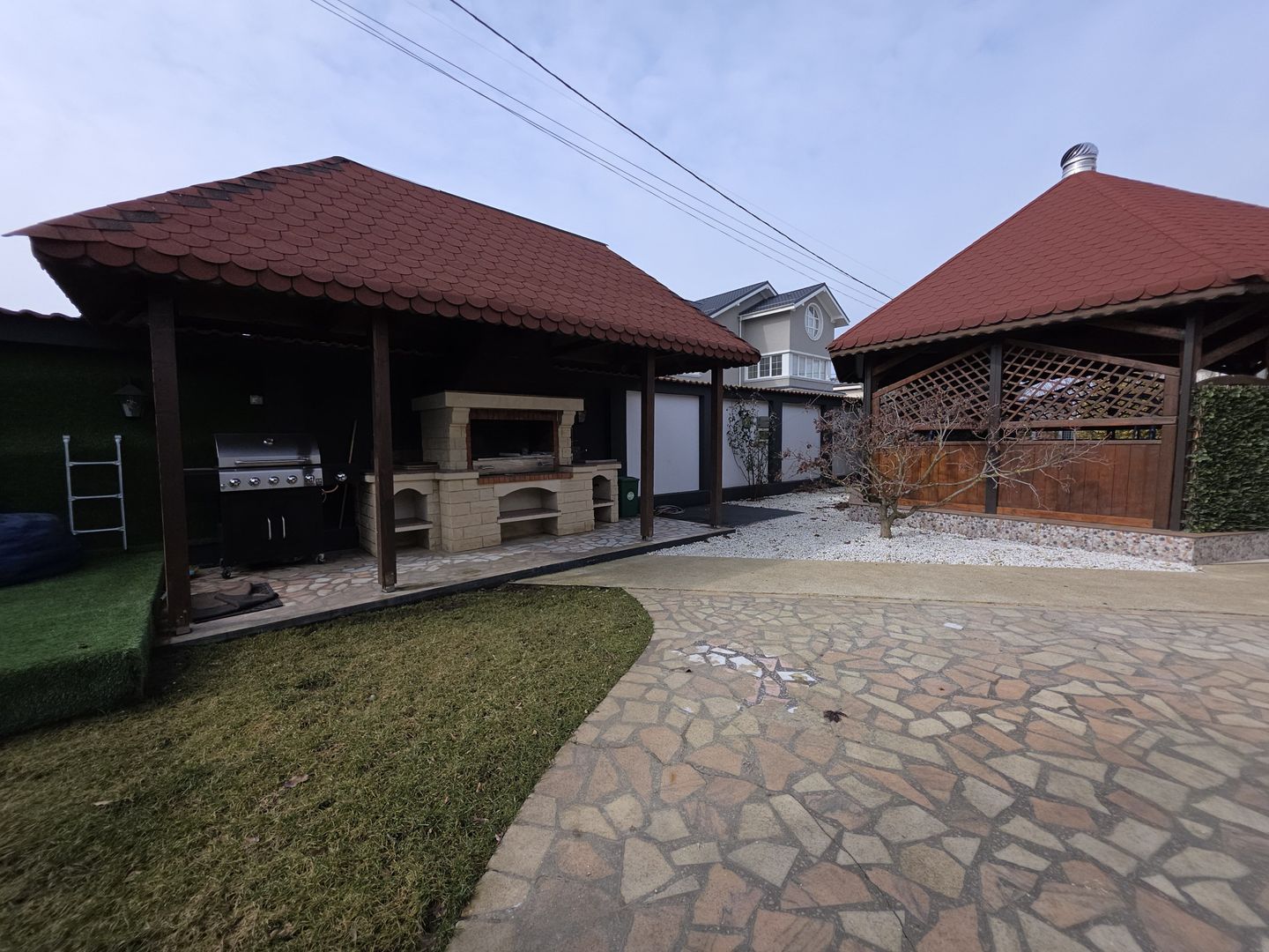 Reducere pret! ! Vila top cu piscina inchisa,  incalzita, barbeque - Poză 5