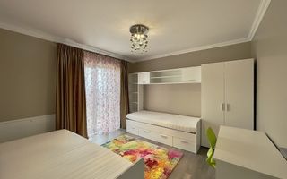 Casă ultramodernă cu terasă panoramică strada Voroneț - Poză 13