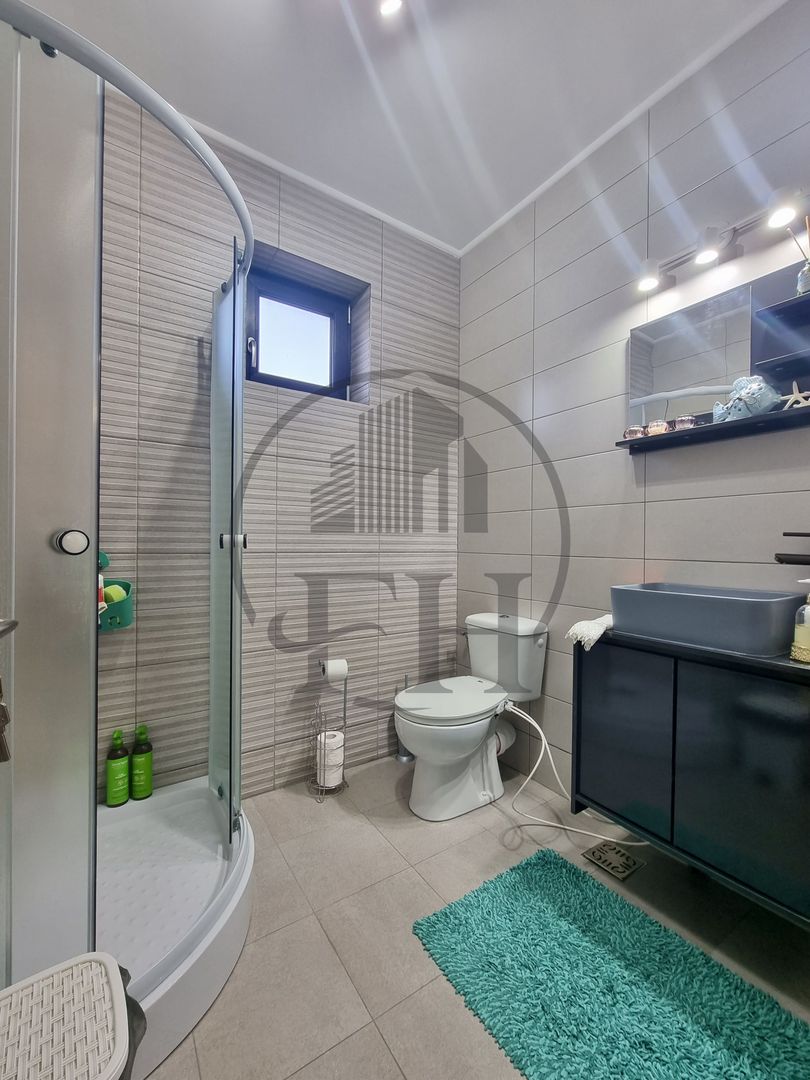 Casa / Vila de vanzare Valu lui Traian - Poză 12