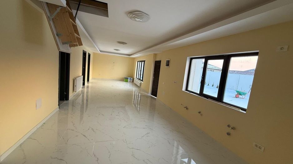 Casă spațioasă de închiriat în Clinceni, 120 mp + curte 535 mp - Poză 5