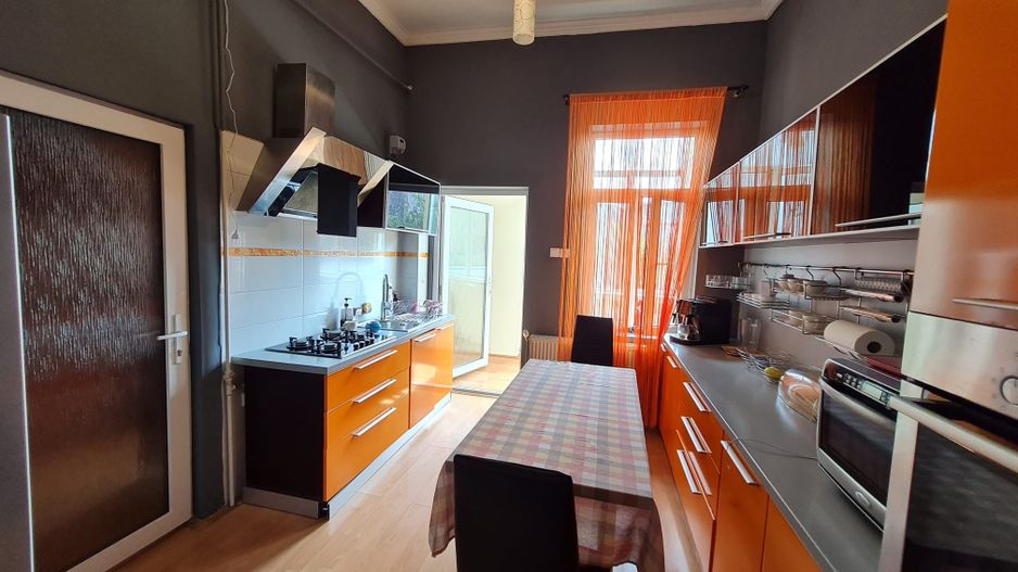 Spațiu pretabil birouri,after school,comercial,etc. - Poză 2