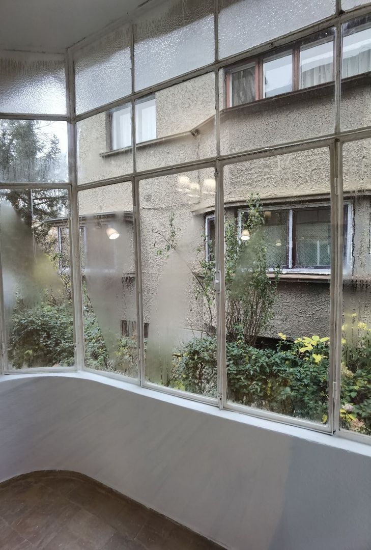 De vanzare apartament 3 camere in vila, in Cotroceni - Poză 8