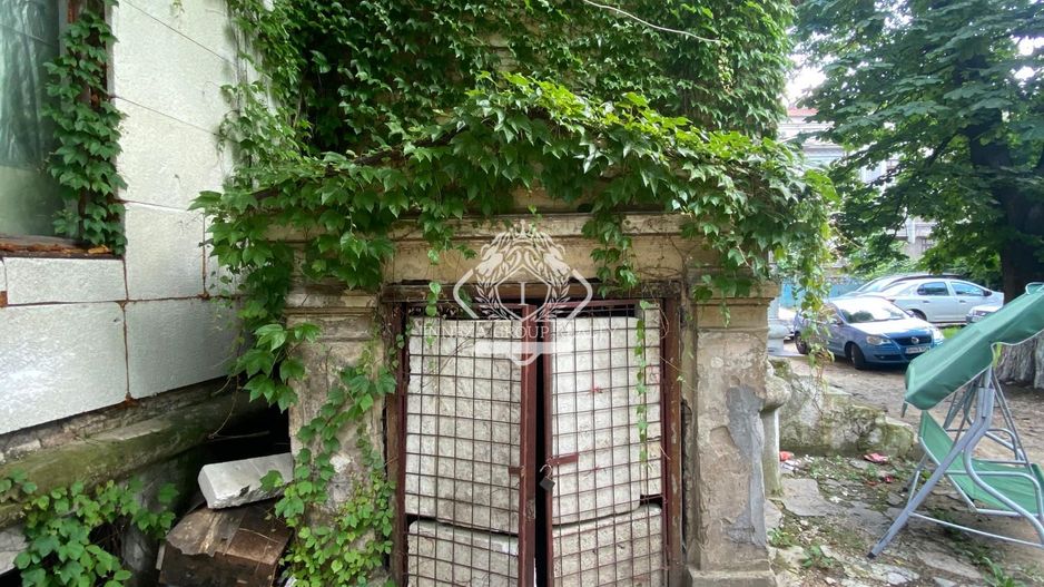 Calea Calarasilor I Vila monument istoric - Poză 11