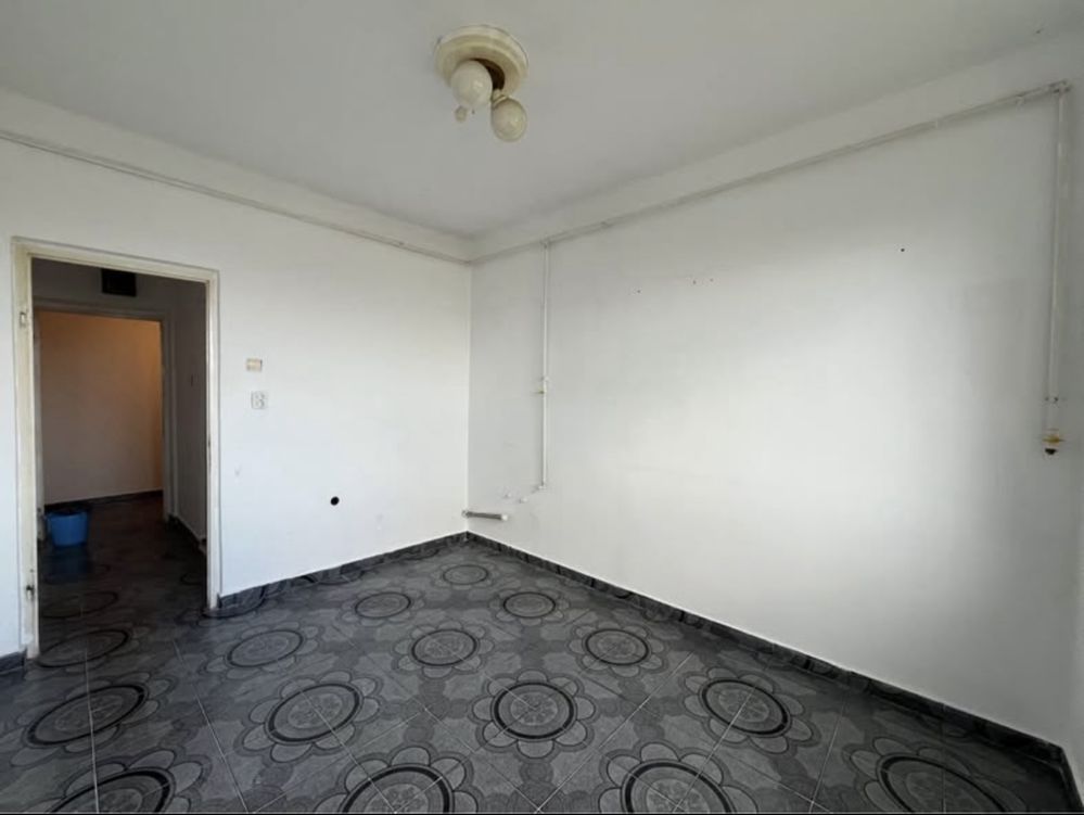 Apartament 2 camere, 50 mp – strada Cerna, etaj 3/4 - Poză 3